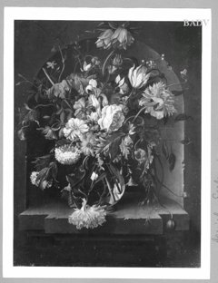 Flowers in a glass-vase by Daniel Seghers