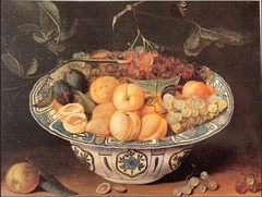Peaches, plums and grapes in a Wan-Li bowl by Jacob van Hulsdonck