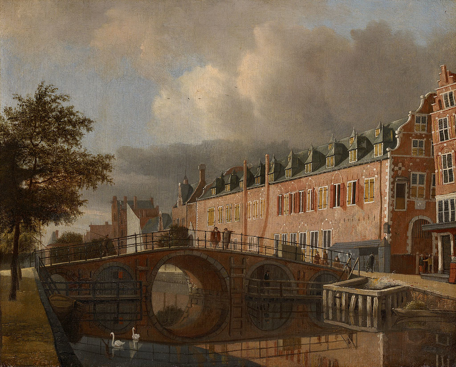 The Kloveniersburgwal with the Bushuis