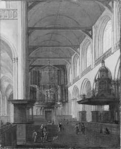 Het interieur van het schip van de Nieuwe Kerk naar het westen gezien by Isaak van Nickelen